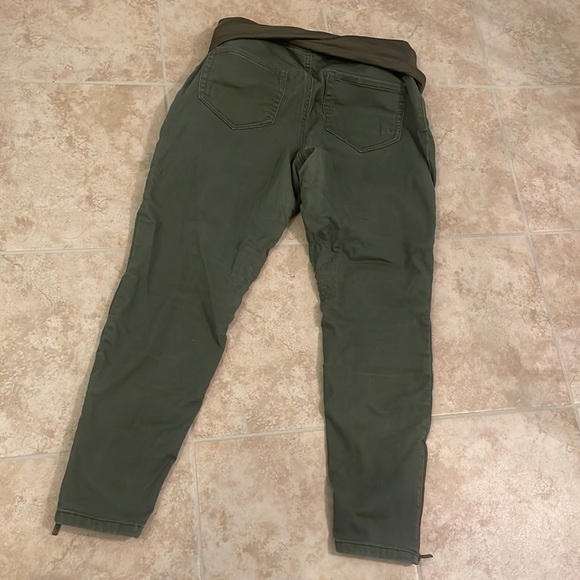 Isabel Maternity Size 8 Army Green Cozy Jeggings with Ankle Zippers - Picture 5 of 6